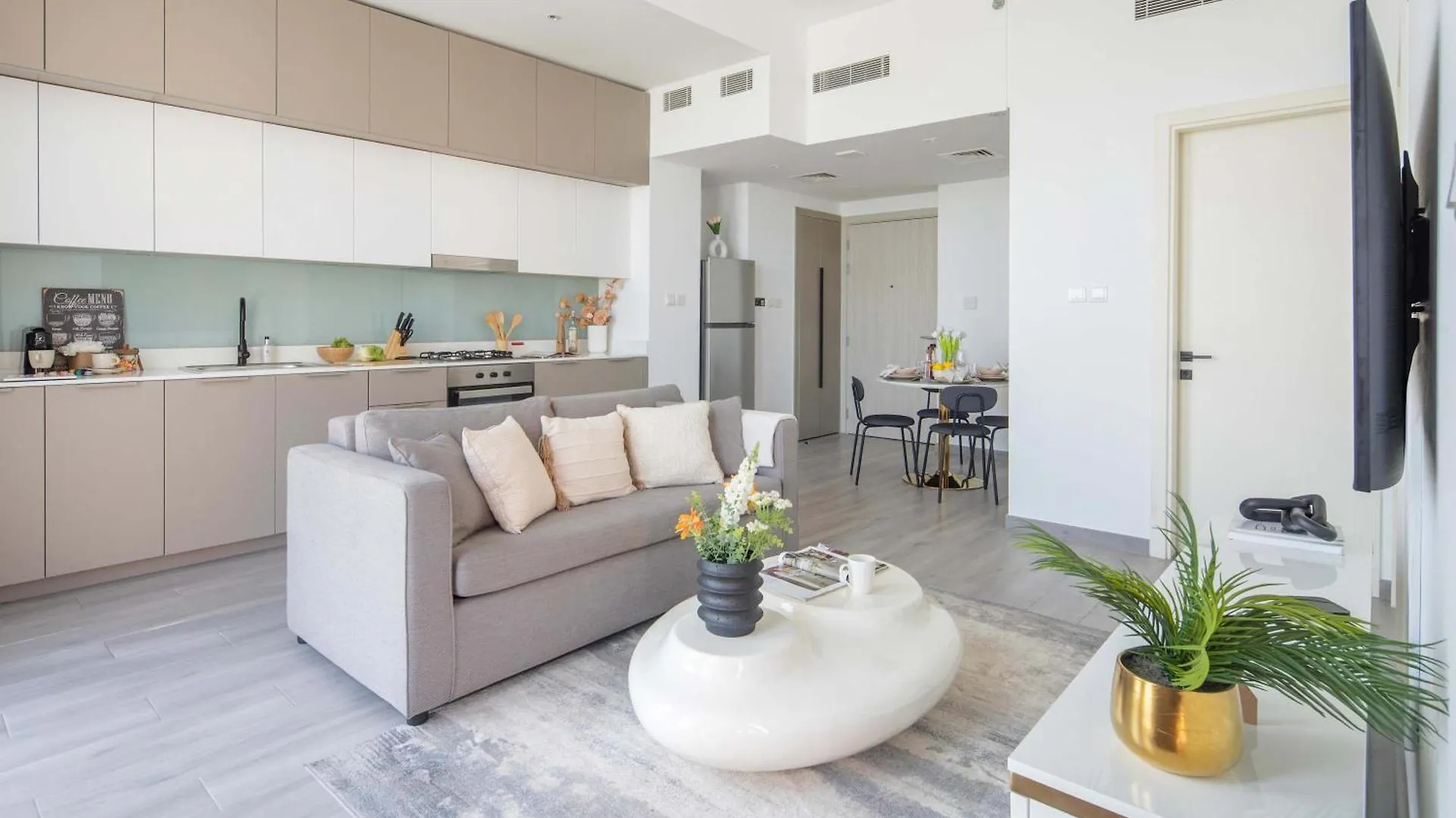 Frank Porter - Noor 3 Midtown Dubaj